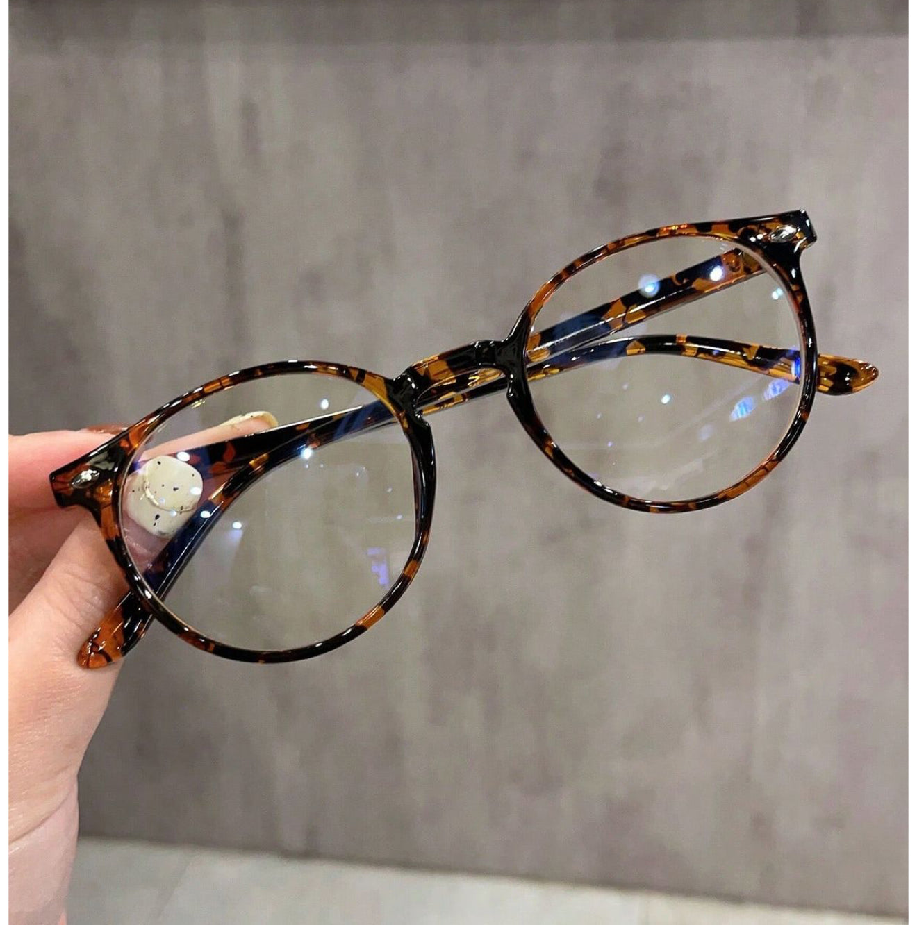 Round Tr Glasses 03
